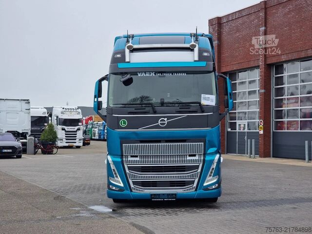 Autotransporter varevogn Volvo FH 500 Globetrotter XL Cartransporter Blyss Mod...