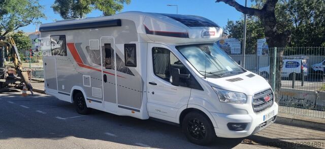 Camping-car semi-intégré Challenger 328 GRAPHITE ULTIMATE