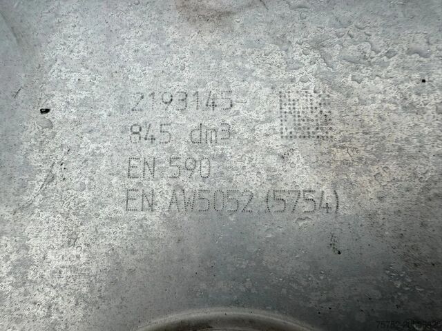 Standardni SZM DAF XF 480 SSC Super Space 2x tank LED Spoilers/sid...