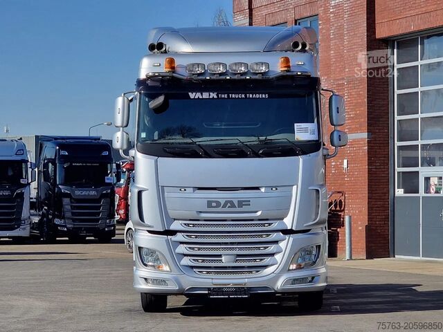 Padrão-SZM DAF XF 440 SpaceCab 4x2 - Full spoiler - Alloy whee...