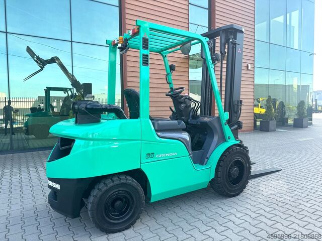 4 tekerlekli forklift Mitsubishi FD35NT /Diesel/Only 6012 hours/New Price