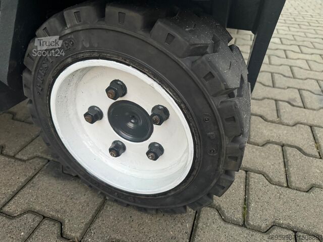 Dört yollu forklift Combilift C2500 /perfect /compact/Only 4819 hours