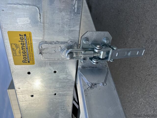 Rimorchio a piattaforma e trasportatore universale Pongratz AT-SO 6000/25 T-K-Plateau Autotransporter