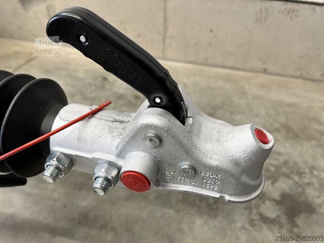 Платформний причіп та універсальний транспортер Hulco Carax-2 3500 Plattform/Universaltransporter