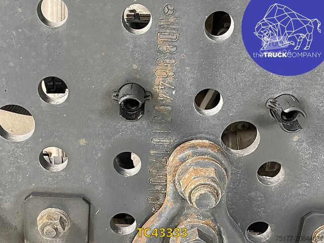 MTS standard Mercedes-Benz Arocs 1943