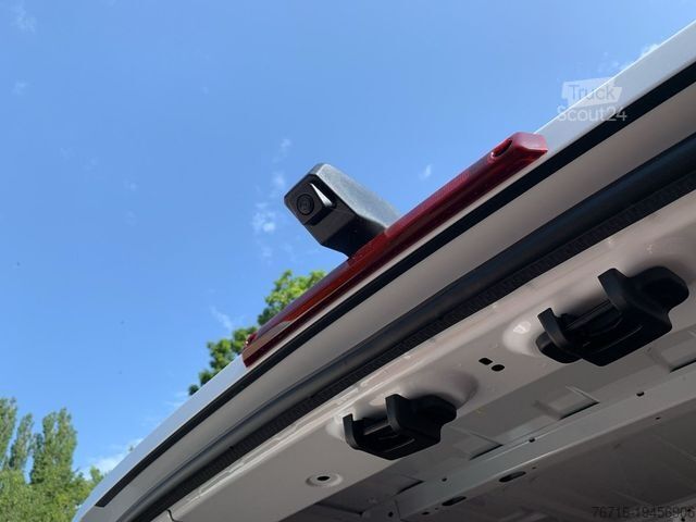 Dubă cu acoperiș înalt RENAULT Master E-TECH ADVANCE L2H2 3,5t KLIMA+RFK+DAB++