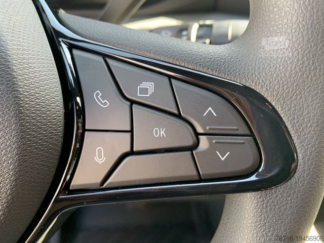 Dubă cu acoperiș înalt RENAULT Master E-TECH ADVANCE L2H2 3,5t KLIMA+RFK+DAB++