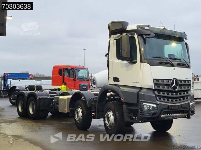 Châssis avec cabine Mercedes Arocs 4140 8X4 NEW! Chassis Automatic Steelsusp...