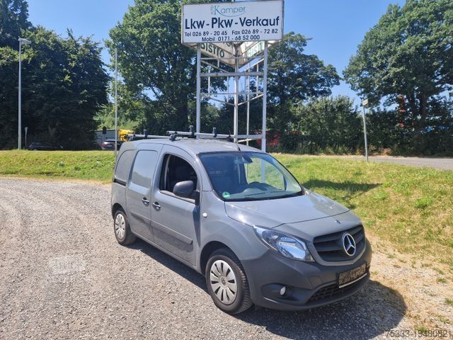 Panel van MERCEDES-BENZ Citan Kasten 111 CDI lang Klima Bott Regale