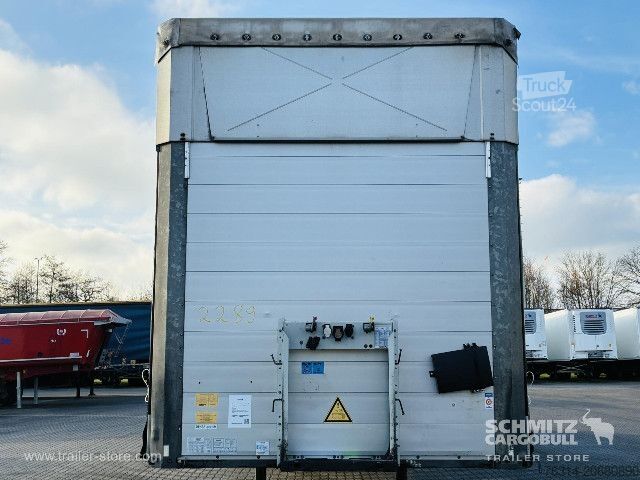 Naczepa otwarta z plandeką Schmitz Cargobull Curtainsider Mega Getränke