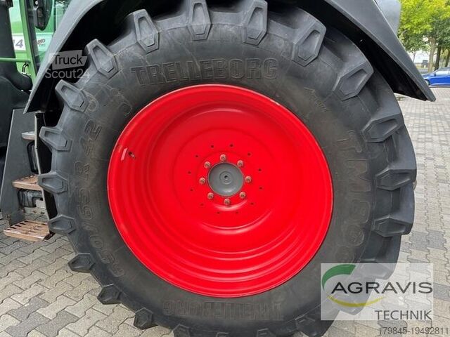 Traktor Fendt 714 VARIO