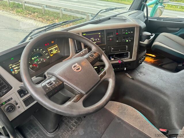 Standaard-SZM Volvo FM 420 Globetrotter