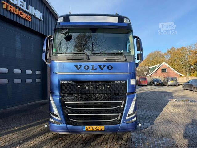 Standaard-SZM Volvo FH 460 Globetrotter XL 2x tank Standairco 405.3...