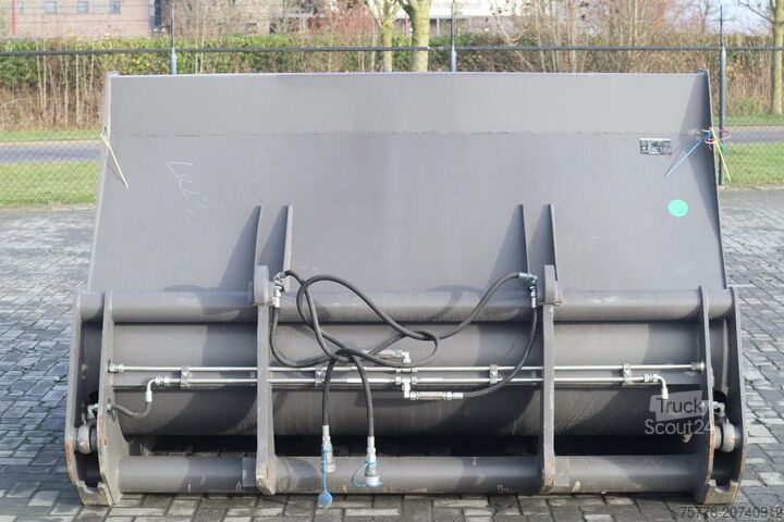 Lopata Volvo 3 M3 | HIGH TIP BUCKET | HOCHKIPPSCHAUFEL | HOO...