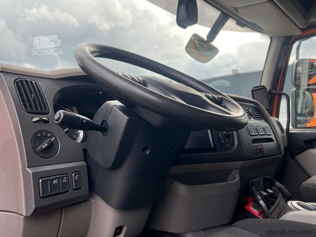 Autoutilitară cu macara montată pe șasiu de camion DAF LF 230*Palfinger Kran PK5.501 Solid+Funk+Greifer