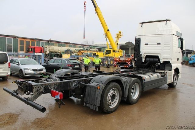 Samochód z wymienną zabudową MAN TGX 26.510 6x2 LL JUMBO MOTORSCHADEN Nr.: 568
