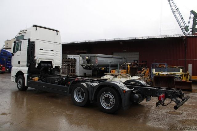 Samochód z wymienną zabudową MAN TGX 26.510 6x2 LL JUMBO MOTORSCHADEN Nr.: 568