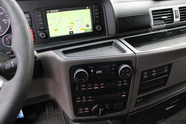 Samochód z wymienną zabudową MAN TGX 26.510 6x2 LL JUMBO MOTORSCHADEN Nr.: 568