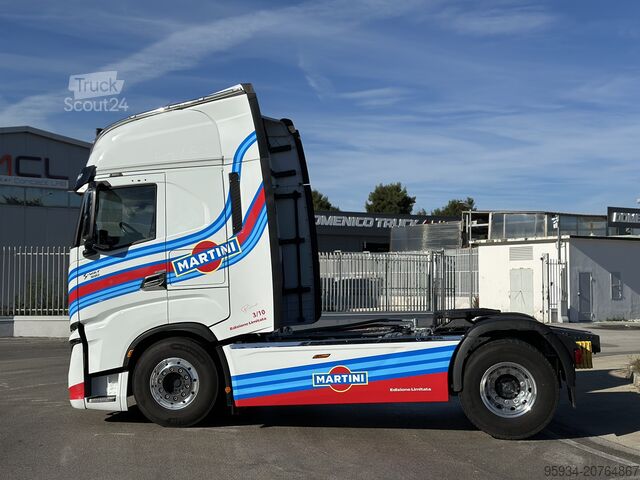 Tractora de carretera estándar Iveco S-Way 580 Edizione Limitata Martini