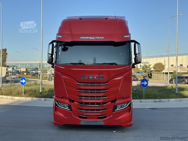 Trator de estrada padrão Iveco Stralis S-Way 530