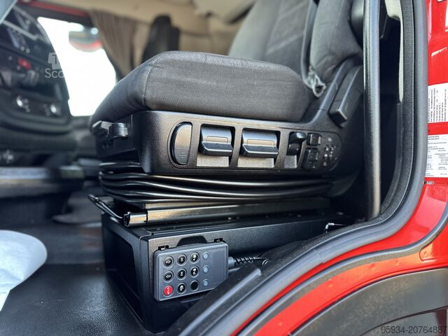 Trator de estrada padrão Iveco Stralis S-Way 530