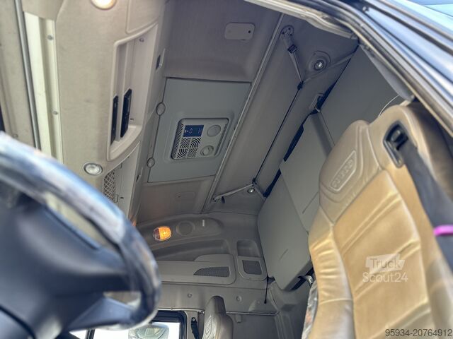 Trator de estrada padrão Iveco Stralis Hi Wai 510