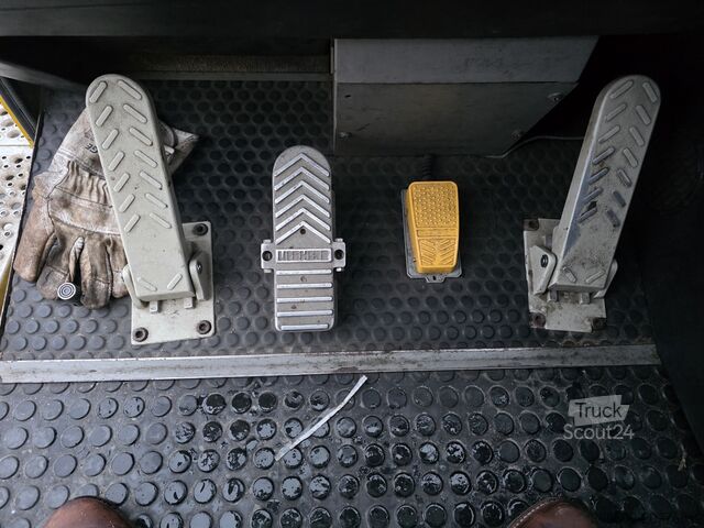 Grúa móvil Liebherr LTM 1500-8.1