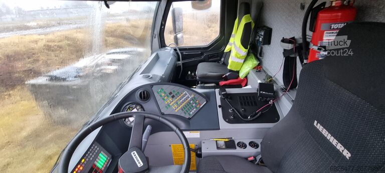 Mobilni žerjav Liebherr LTM 1300 6-2