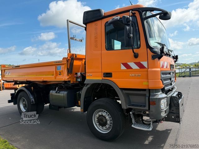 Autre MERCEDES-BENZ Actros 2032 4x4 Blattfederung + Kupplung+Meiller