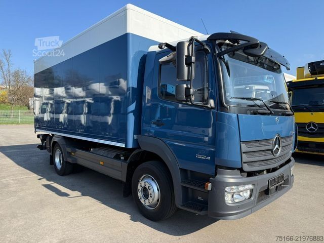 Autocarro con cassone MERCEDES-BENZ ATEGO 1524 L Koffer 5,1 m LBW 1 T*Klima+Euro 6 D