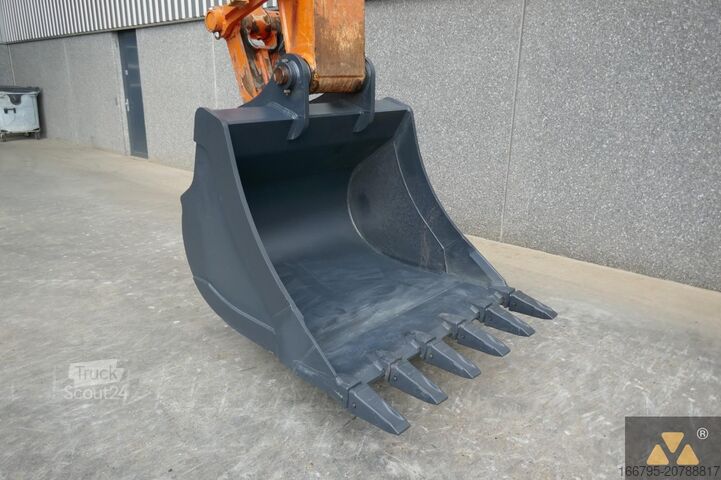 Gosenični bager Hitachi ZX300LC-6