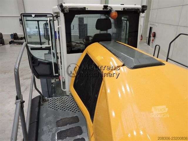 Ładowarka kołowa LIEBHERR L 566 Xpower