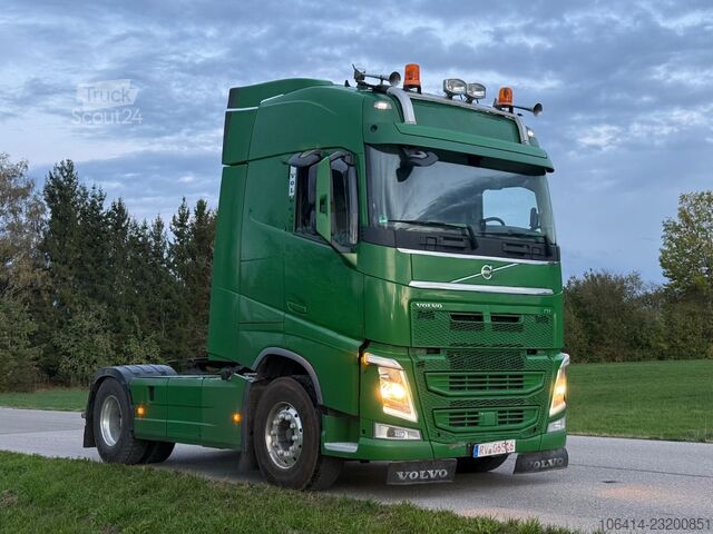 Tracteur routier standard VOLVO FH540