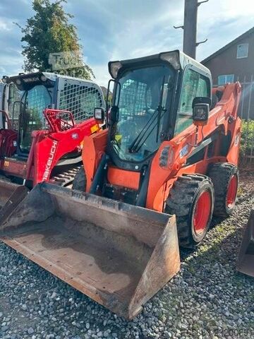 Kerekes rakodó BOBCAT S 530 High Flow Kompaktlader 26.000 EUR