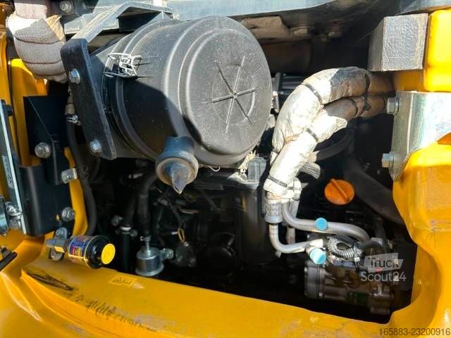 Minikotró KOMATSU PC 58 MR-5 E0 Kettenbagger 42.500 EUR / AC