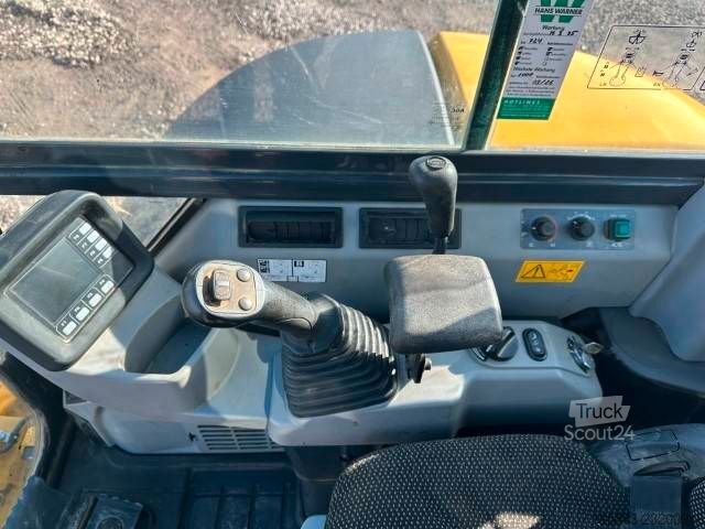Minikotró KOMATSU PC 58 MR-5 E0 Kettenbagger 42.500 EUR / AC