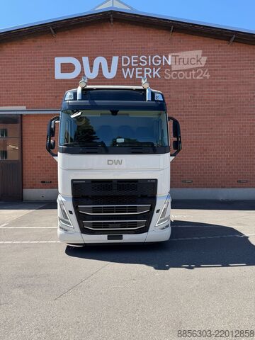 Véhicule tracteur Designwerk High Cab 6x2T 900 kWh