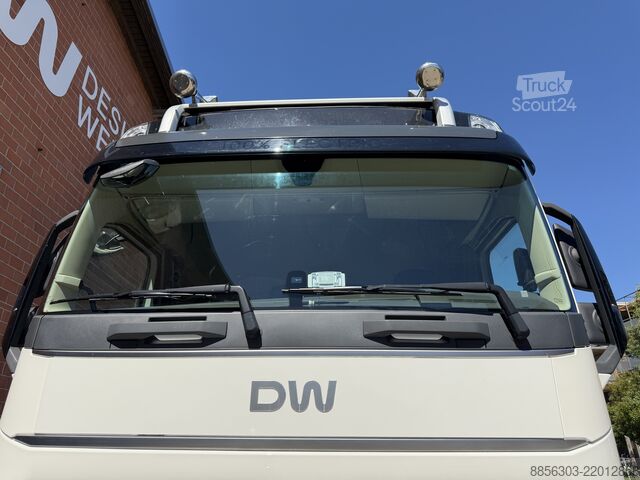 Véhicule tracteur Designwerk High Cab 6x2T 900 kWh