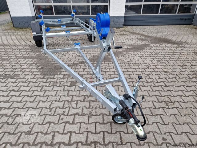 Bootsanhänger trailershop Bootanhänger direkt 1300kg GN231  Neptun