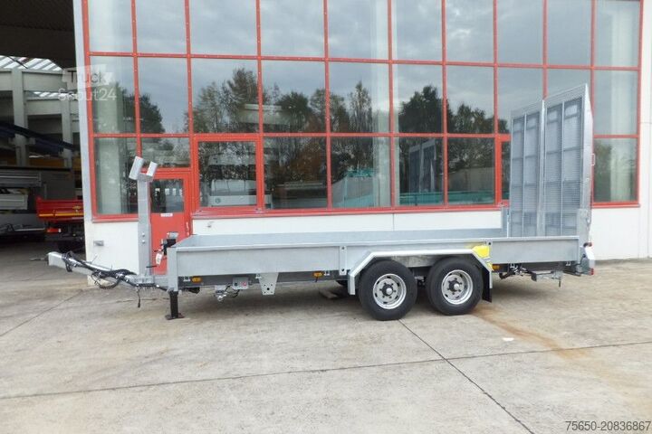 Low loader trailer Möslein TT 11-E6x2 Tieflader für Fräsen breiten Rampen, Neu