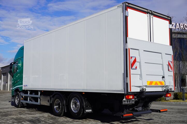 Camion refrigerato Volvo FH 500 6x2 E6/Schmitz 19 EPAL/steer.axle