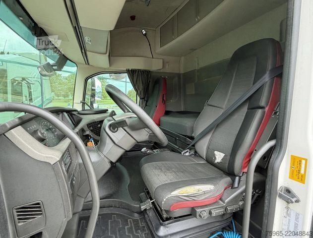 Стандартный седельный тягач VOLVO FH 13.420 EURO 6 FULL SPOILER 2X TANKS ONLY 665.