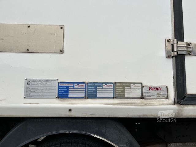 Fourgon isotherme frigorifique Iveco Daily 35 C 12