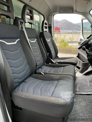 Fourgon isotherme frigorifique Iveco Daily 35 C 12