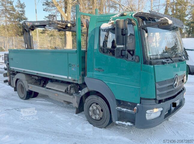 Billenőplatós teherautó daru Mercedes-Benz Atego 818