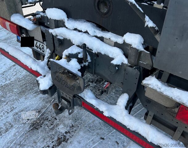 Pašizgāzēja celtnis Mercedes-Benz Atego 818