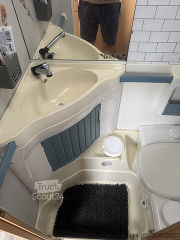 Bivalnik Knaus Eiffelland Holiday