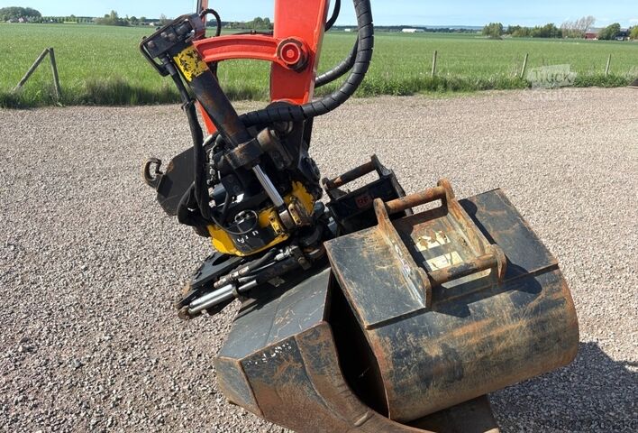 Miniescavatore Kubota KX057-4