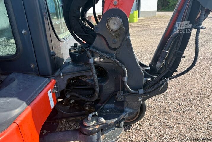 Miniescavatore Kubota KX057-4