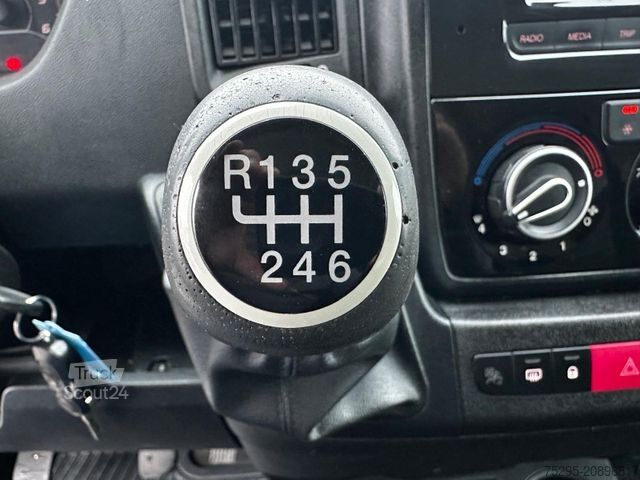 Furgoneta FIAT Ducato Transporter 2.3 Maxi L3H2 Kamera TÜV1/26